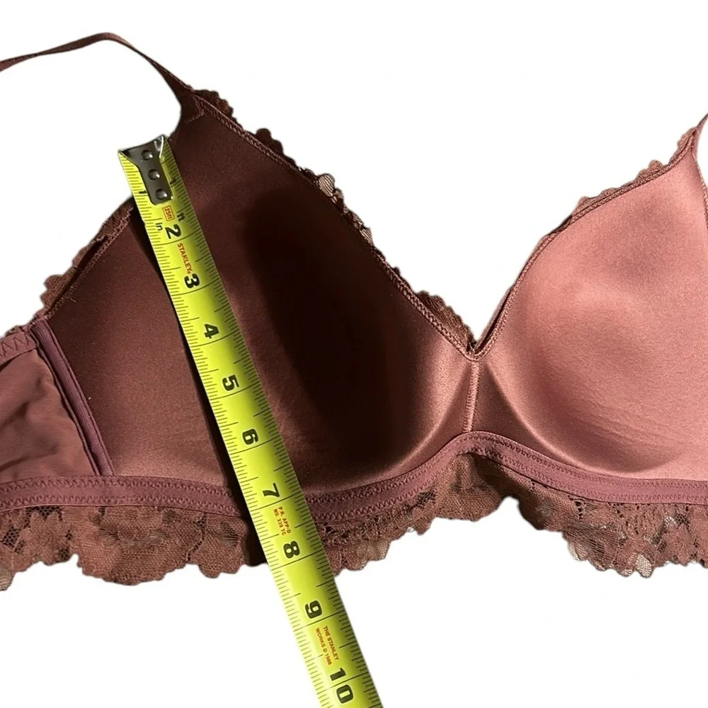 Aerie women 34 D bra ,wireless,embroidered,floral ,lace,sexy, feminine ,comfy - Picture 8 of 14